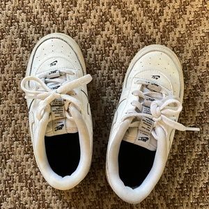 Toddler Nike Force 1. Good condition